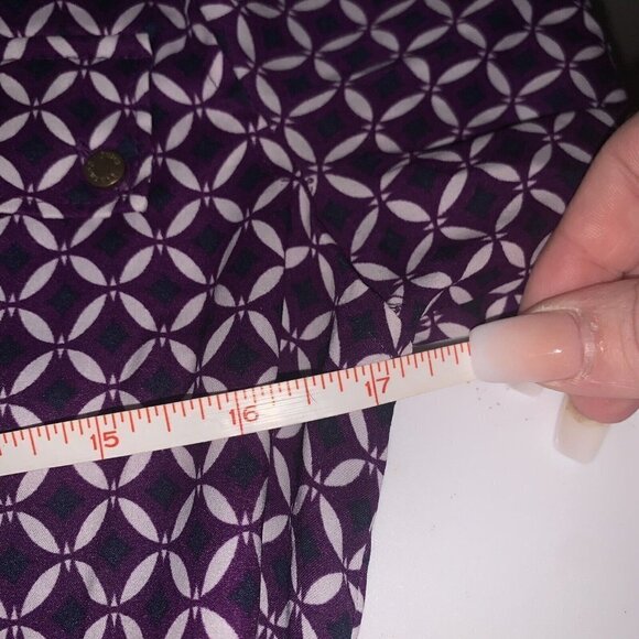 Juicy Couture Purple Geometric Roll Tap 1/2 Button V-Neck Shift Dress Size 2 - Picture 7 of 9
